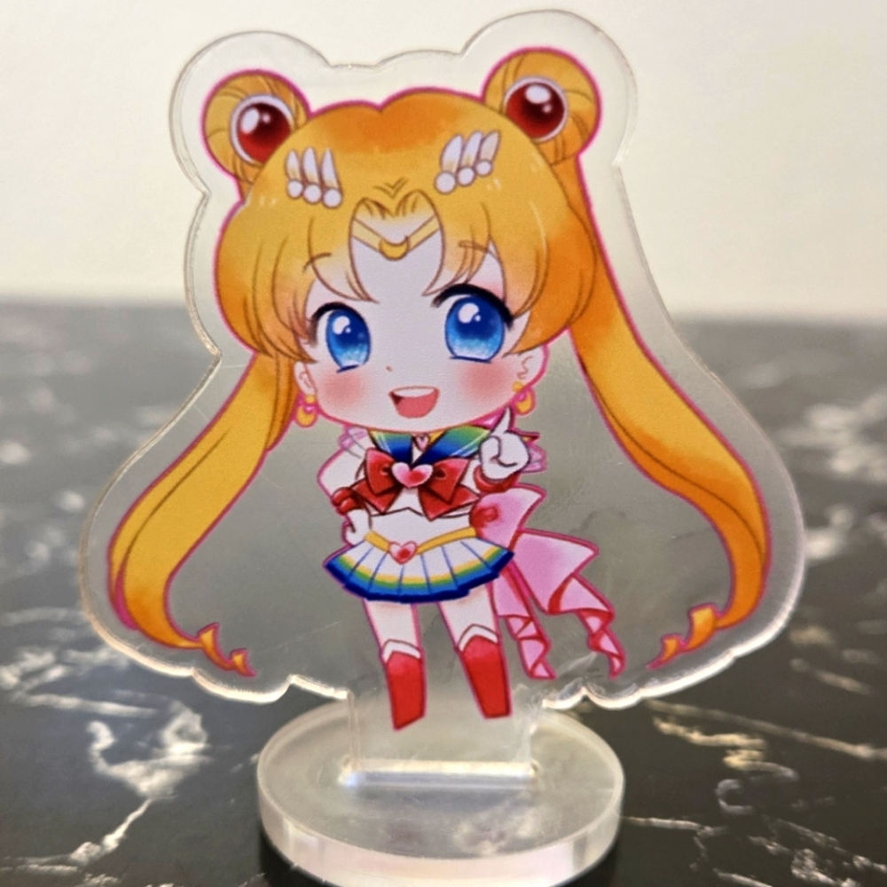 🍒🍒 Sailor Moon Acrylic Figurine